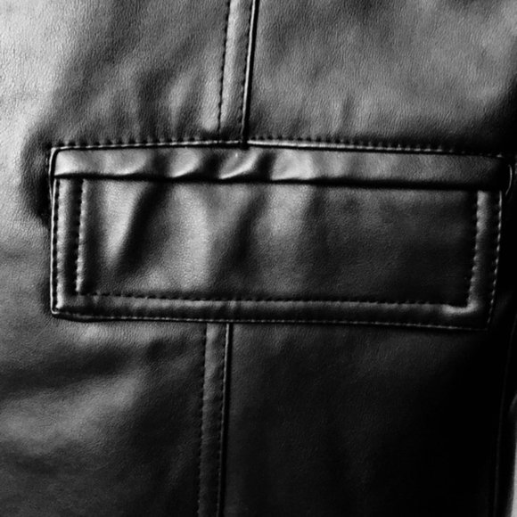 EA Collection Faux Leather Black Blazer - Picture 2 of 4